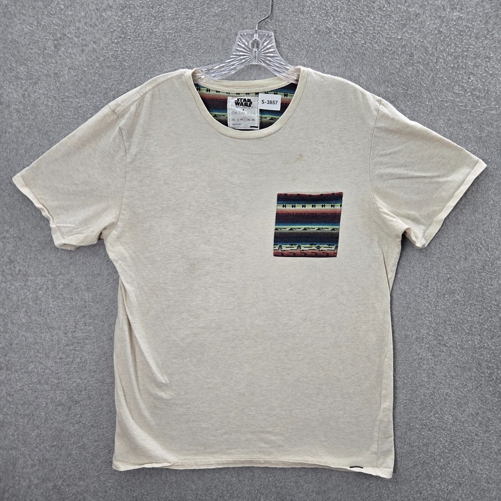 Star Wars x On The Byas Men Shirt Large Beige Dark Vader Pocket Crew Neck READ